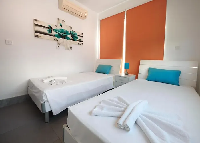 Front Bella Vista By Ezoria וילה