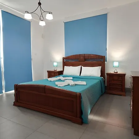 Front Bella Vista By Ezoria Πρωταράς