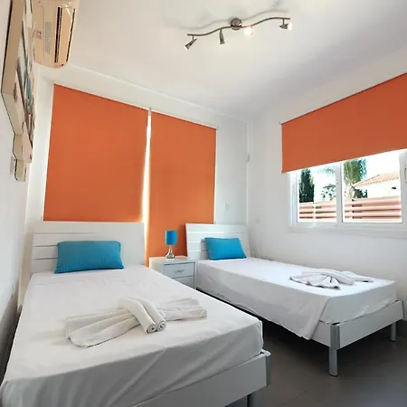 Front Bella Vista By Ezoria * Πρωταράς