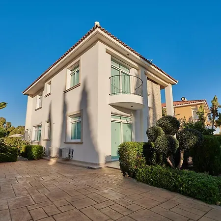 Front Bella Vista By Ezoria