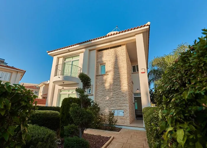 Front Bella Vista By Ezoria *