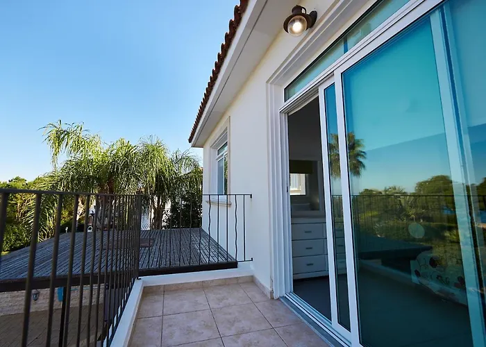 Front Bella Vista By Ezoria * Protaras