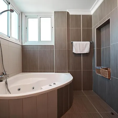 Front Bella Vista By Ezoria *