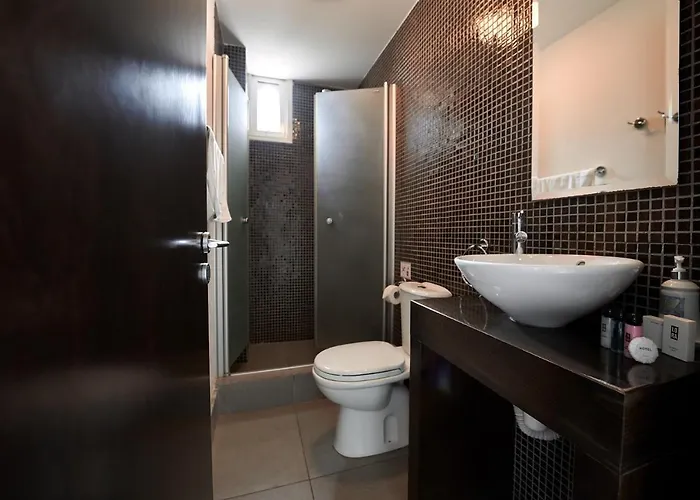 Front Bella Vista By Ezoria Villa *